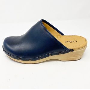 L.L. Bean blue leather Swedish clogs 9.5